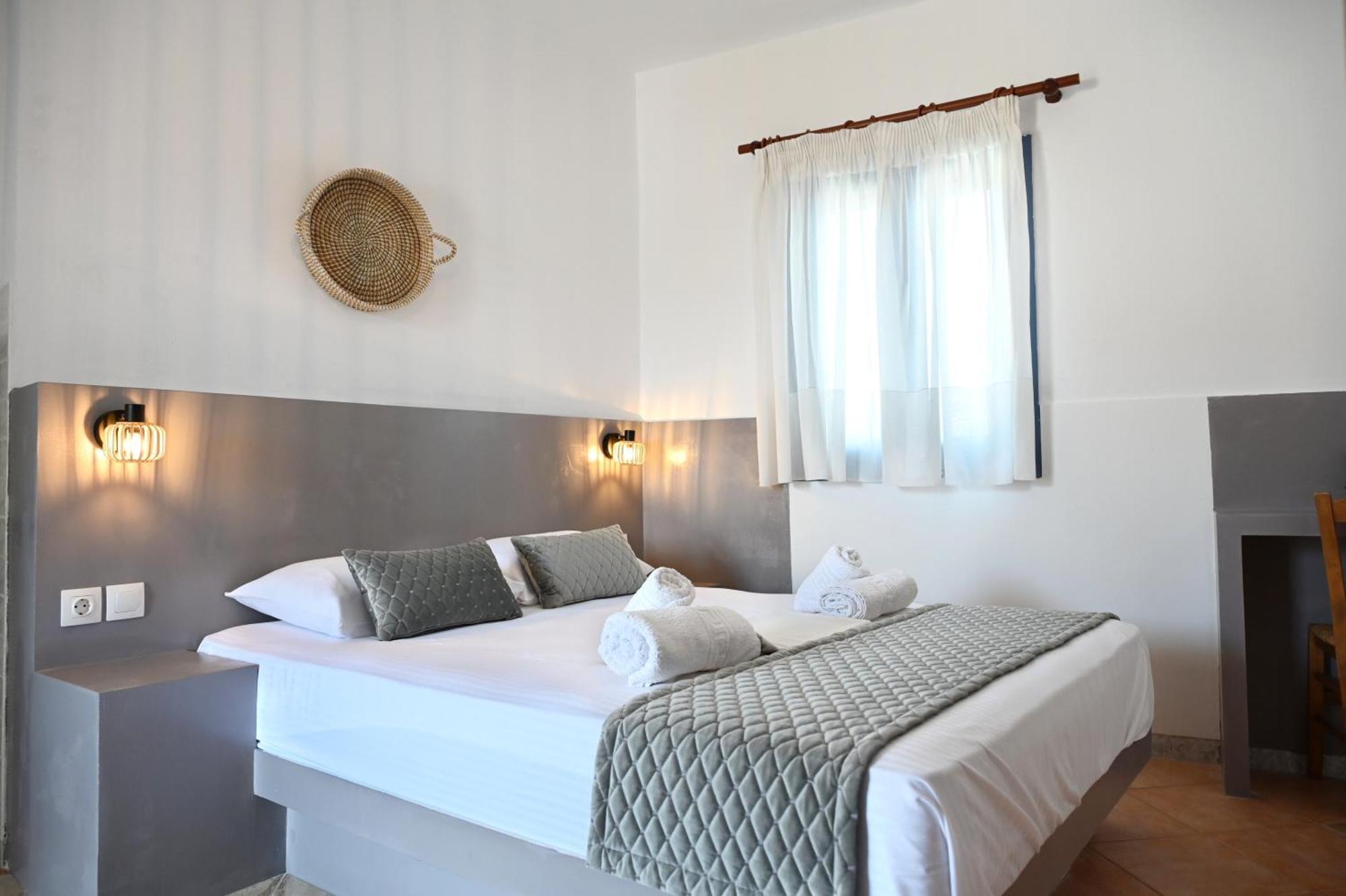 Oneiro Rooms Kythnos Kanala Luaran gambar