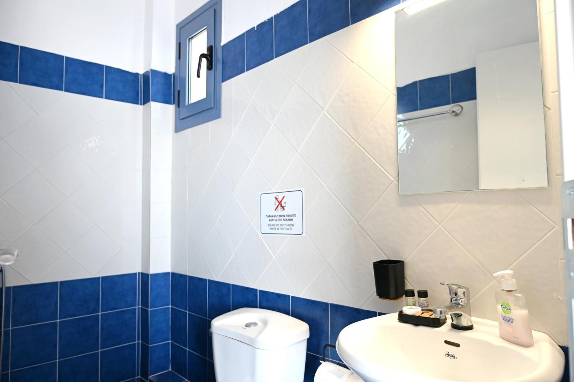 Oneiro Rooms Kythnos Kanala Luaran gambar